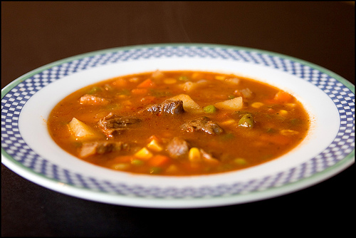 How do you make vegetable beef soup?
